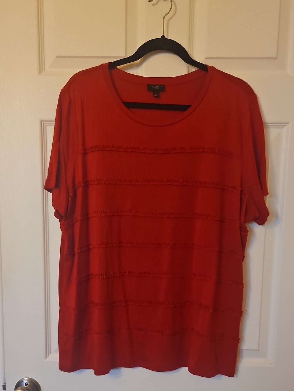 Red Short Sleeve Scoop Neck Tee with Textured Stripes